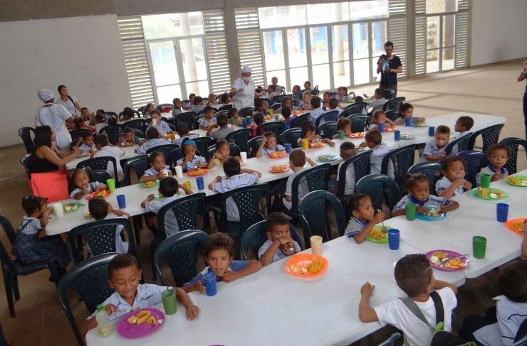 Más de tres millones de niños de Colombia están en riesgo de quedar con hambre