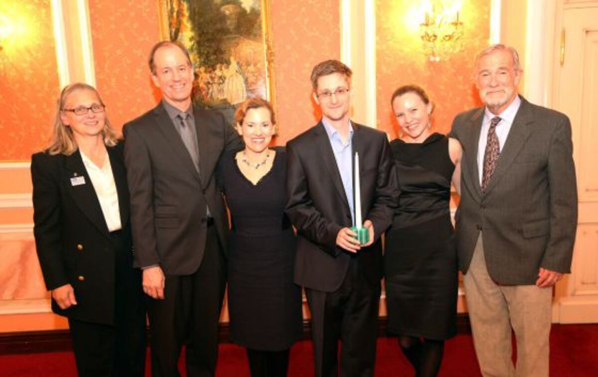 Edward Snowden reaparece entre sombras | Internacional | EL PAÍS