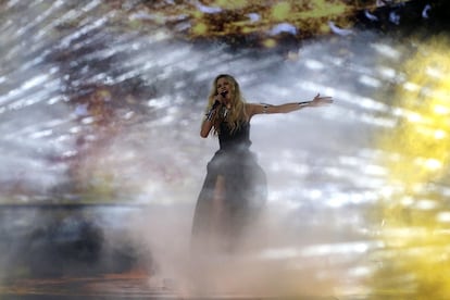 En sus 12 participaciones, Serbia ha ganado una vez Eurovisión (2007, el año en el que debutó en el festival). Este año ha representado al país Nevena Božović con el tema 'Kruna'.
