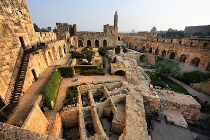 Patio de la Ciudadela de David.