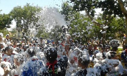 Fiesta de la espuma durante las celebraciones de San Fermín del año pasado. 