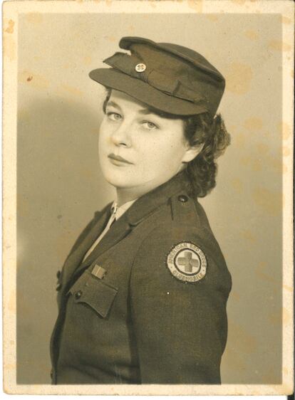 Undated image of author Luis Alberto Urrea's mother, Phyllis de Urrea, in the Red Cross uniform.