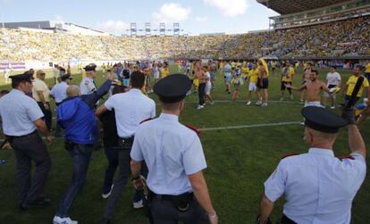 Invasión de campo en el partido Las Palmas-Córdoba