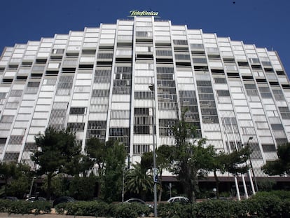 El edificio Estel, cuando todavía albergaba la sede de Telefónica en Barcelona.