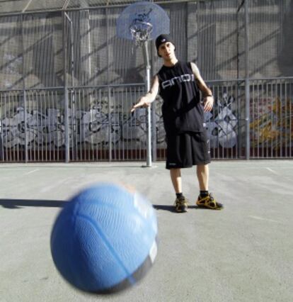 Lennon 'The Lawyer' Álvarez, en las canchas de Embajadores.