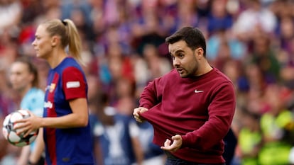 Jonatan Giráldez, durante la final ante el Lyon este sábado en San Mamés.
