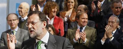 El líder del PP, Mariano Rajoy, durante su intervención en el acto.