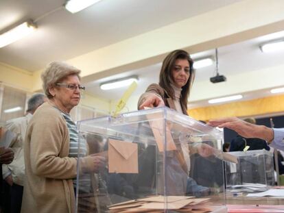 Colegio electoral de Sevilla durante las elecciones generales del 28-A.