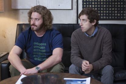 T.J. Miller y Thomas Middleditch, en 'Silicon Valley'.