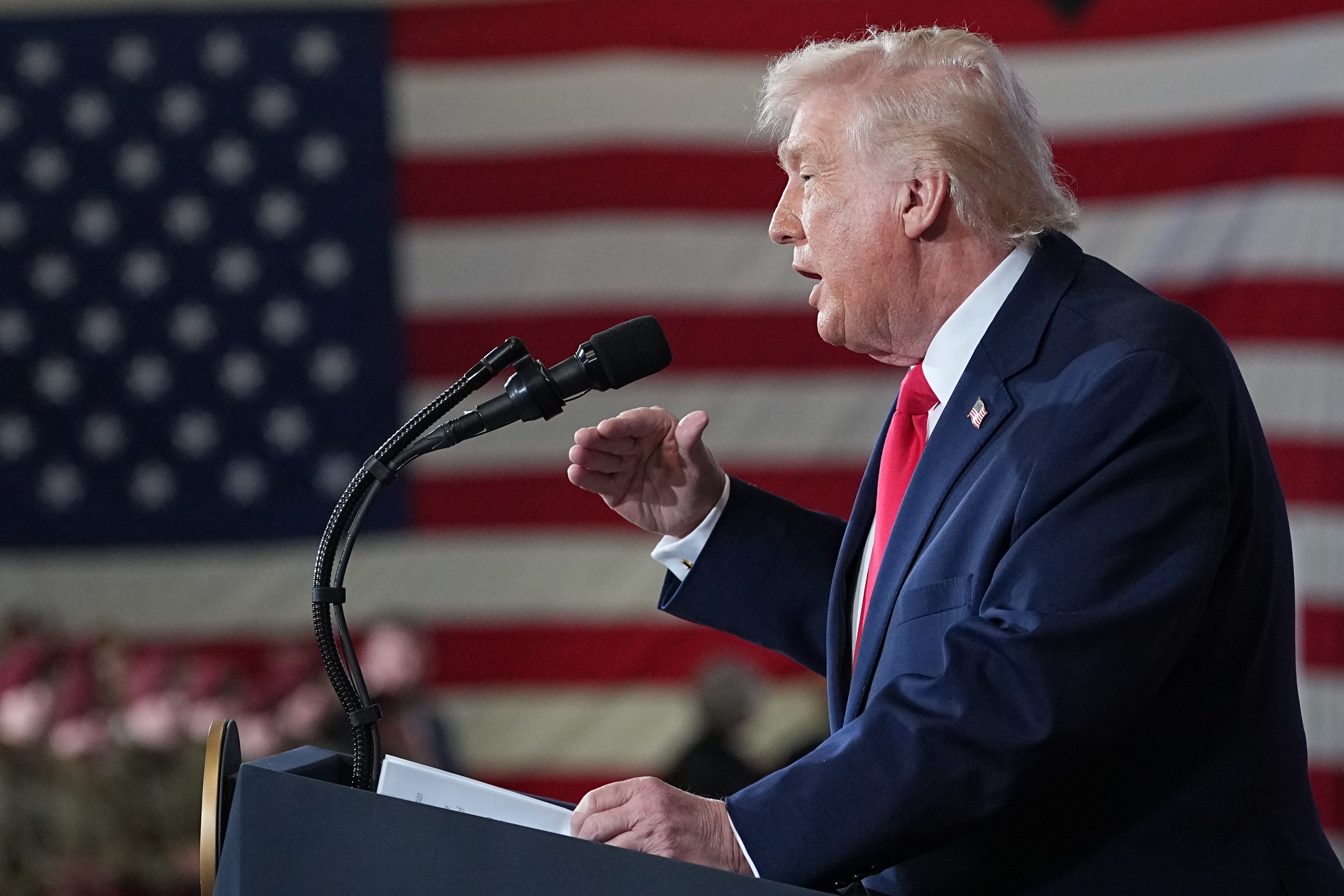 Trump dice que viajará a Venezuela pero sin especificar cuándo