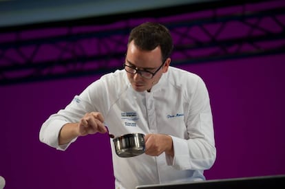 Paco Morales, chef del restaurante Noor, en un encuentro gastronómico en San Sebastián.