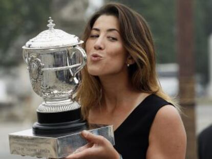 La hispano-venezolana, una tenista llamada a marcar una época, atiende a EL PAÍS después de ganar Roland Garros