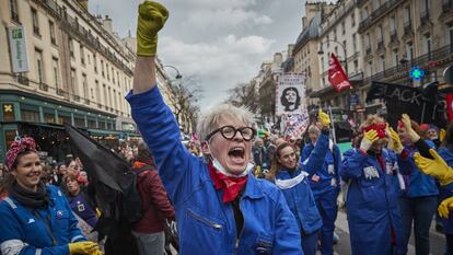 Protesta por la reforma de las pensiones en París.
