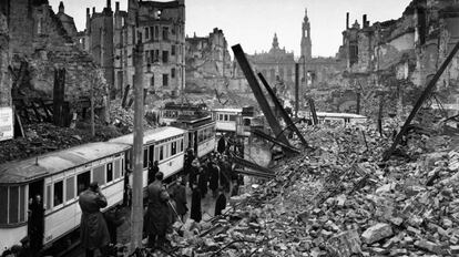 La ciudad de Dresde, en Alemania, tras los bombardeos de los aliados en 1945.