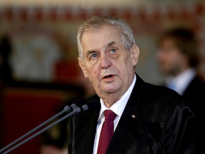 El presidente de República Checa, Milos Zeman, en el acto en el que asumió su cargo en el Castillo de Praga, el 8 de marzo de 2018, tras la reelección.