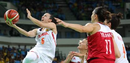 Sílvia Domínguez, en el partido de cuartos ante Turquía.