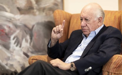 O ex-presidente de Chile Ricardo Lagos durante a entrevista em seu escritório da Fundação Democracia e Desenvolvimento, em Santiago.