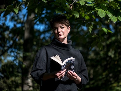 Nancy Campbell, poeta, escritora y autora del reciente ensayo 'La biblioteca de hielo', en Olot (Girona).