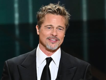 Brad Pitt en el escenario de los premios César de Cine durante la edición 48, el 24 de febrero de 2023, en París, Francia.