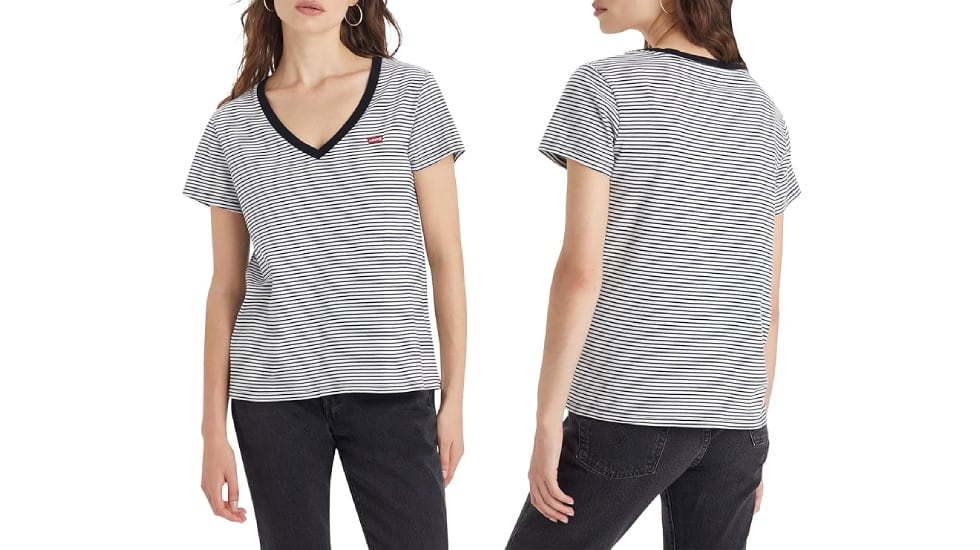 Camiseta básica de mujer, de Levi’s.