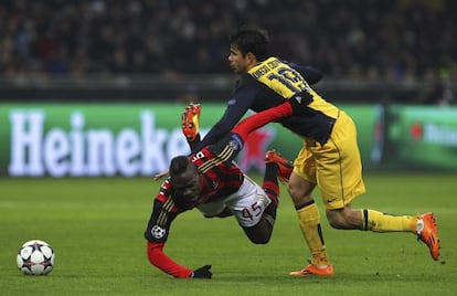 Costa choca con Balotelli.