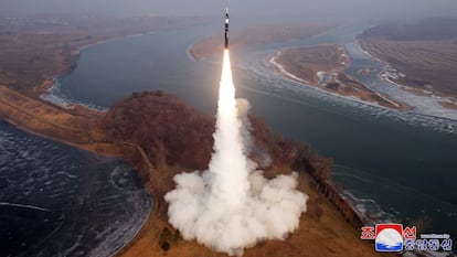 Imagen difundida por la agencia estatal norcoreana desde Pyongyang.