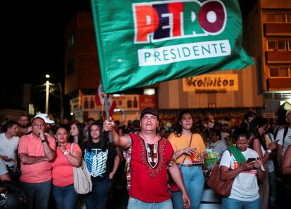 En Cali, seguidores de Gustavo Petro también salieron a las calles a festejar su triunfo.