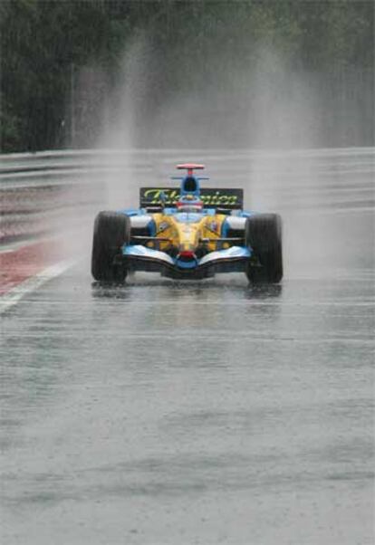 Alonso, ayer en el circuito de Spa.