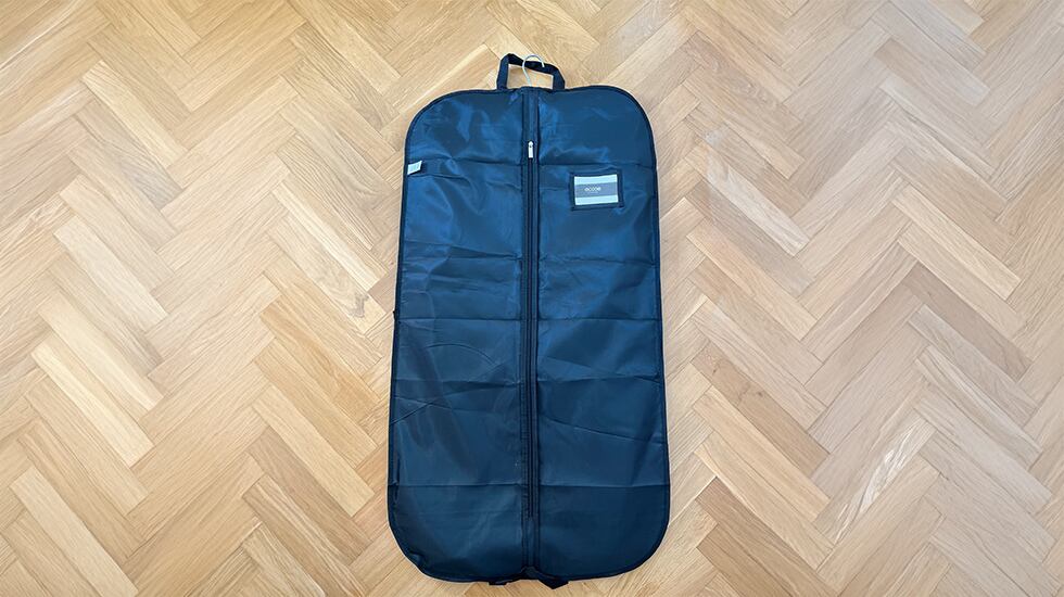 Bolsa portatrajes Ecooe.