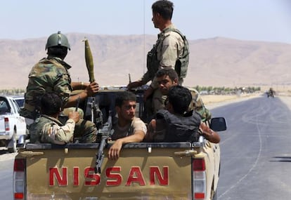 Peshmergas em Makhmur, na província de Nínive.