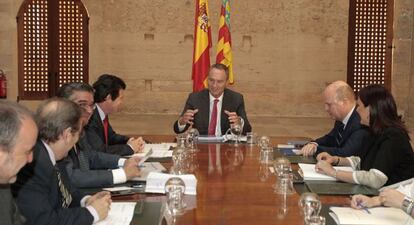 El Consell, reunido este viernes en el Real Monasterio de Santa Mar&iacute;a de la Valldigna.