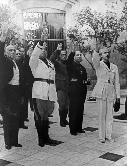 Galeazzo Ciano al Palau de la Generalitat, seu de la Diputació Provincial de Barcelona el juliol del 1939.