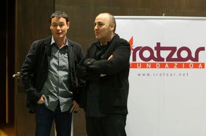 Arraiz y Aoiz, durante el acto de presentación de la Fundación Iratzar.