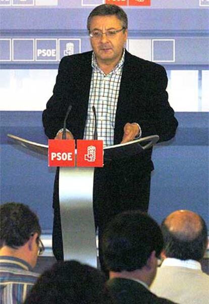 José Blanco, en la rueda de prensa que ha ofrecido hoy en Madrid.