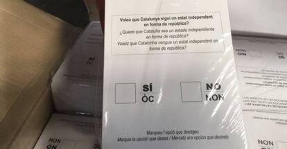 Papeletas del referéndum ilegal intervenidas por la Guardia Civil.