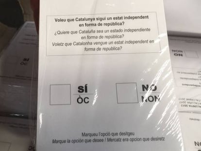 Papeletas del referéndum ilegal intervenidas por la Guardia Civil.