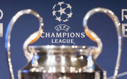 Troféu da Champions League na sede da UEFA.