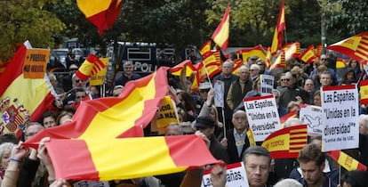 La plataforma Todos somos Cataluña ha convocado un acto por la unidad de España en la madrileña plaza de Cataluña hoy, 9 de noviembre