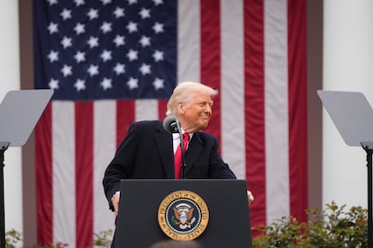 Donald Trump durante el anuncio de los nuevos aranceles, este miércoles en la Casa Blanca.