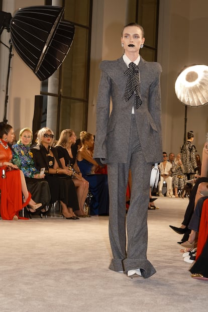 SCHIAPARELLI ALTA COSTURA O-I 2025/26 Desfile