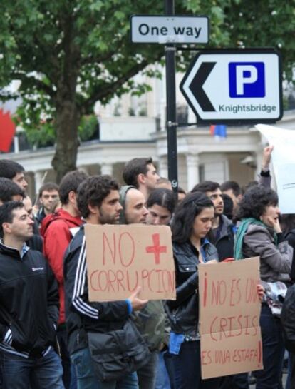 Algunos de los participantes en la protesta de Londres.