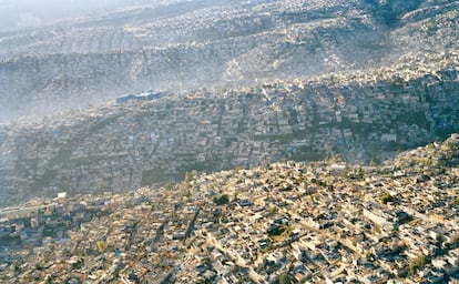 Vista parcial de Ciudad de México, la mayor urbe de América Latina.