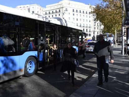 Un autobús de la EMT durante la protesta del 3 de diciembre.