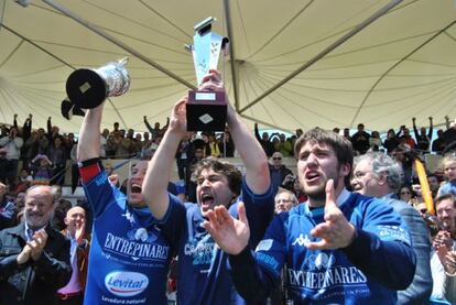 El Quesos Entrepinares de Valladolid celebra el titulo de liga 