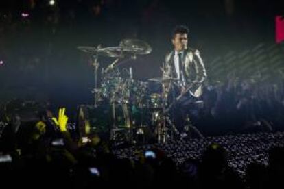 El cantante Bruno Mars actúa durante el show de medio tiempo del Super Bowl XLVIII entre los Denver Broncos y los Seattle Seahawks en el MetLife Stadium en East Rutherford, New Jersey.