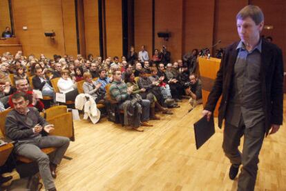 Rufi Etxeberria, en la presentación del nuevo proyecto de la izquierda radical.