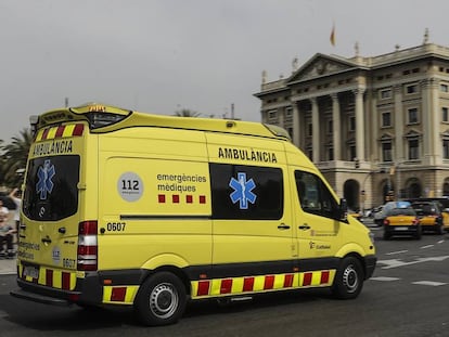 Una ambulancia del SEM en Barcelona.