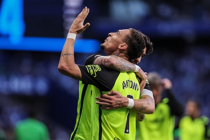 Antony celebra su gol, el segundo del Betis en su triunfo ante el Espanyol. 