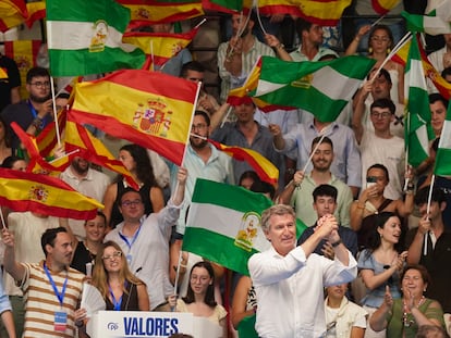 El líder del PP, Alberto Núñez Feijóo, en el acto del Partido Popular en Málaga, este domingo.