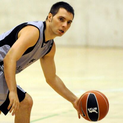 Javi Salgado, en un partido ante el Xacobeo celebrado en Galdakao.